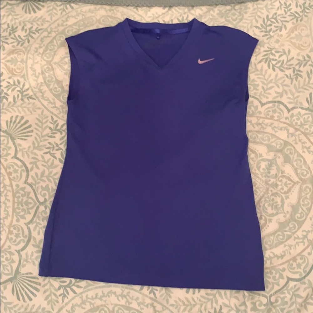 Nike golf girls golfing shirt